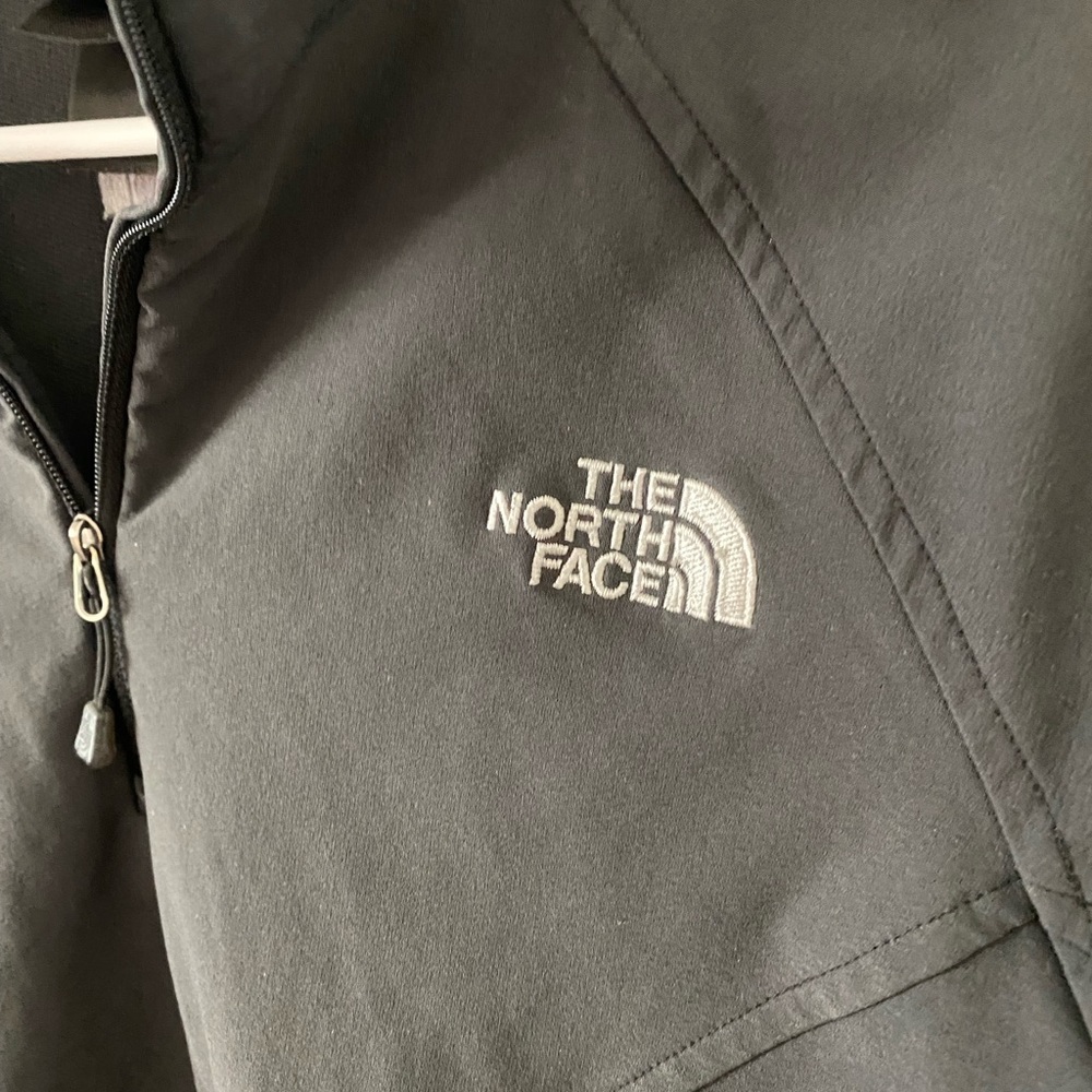 Northface Pullover - image 2